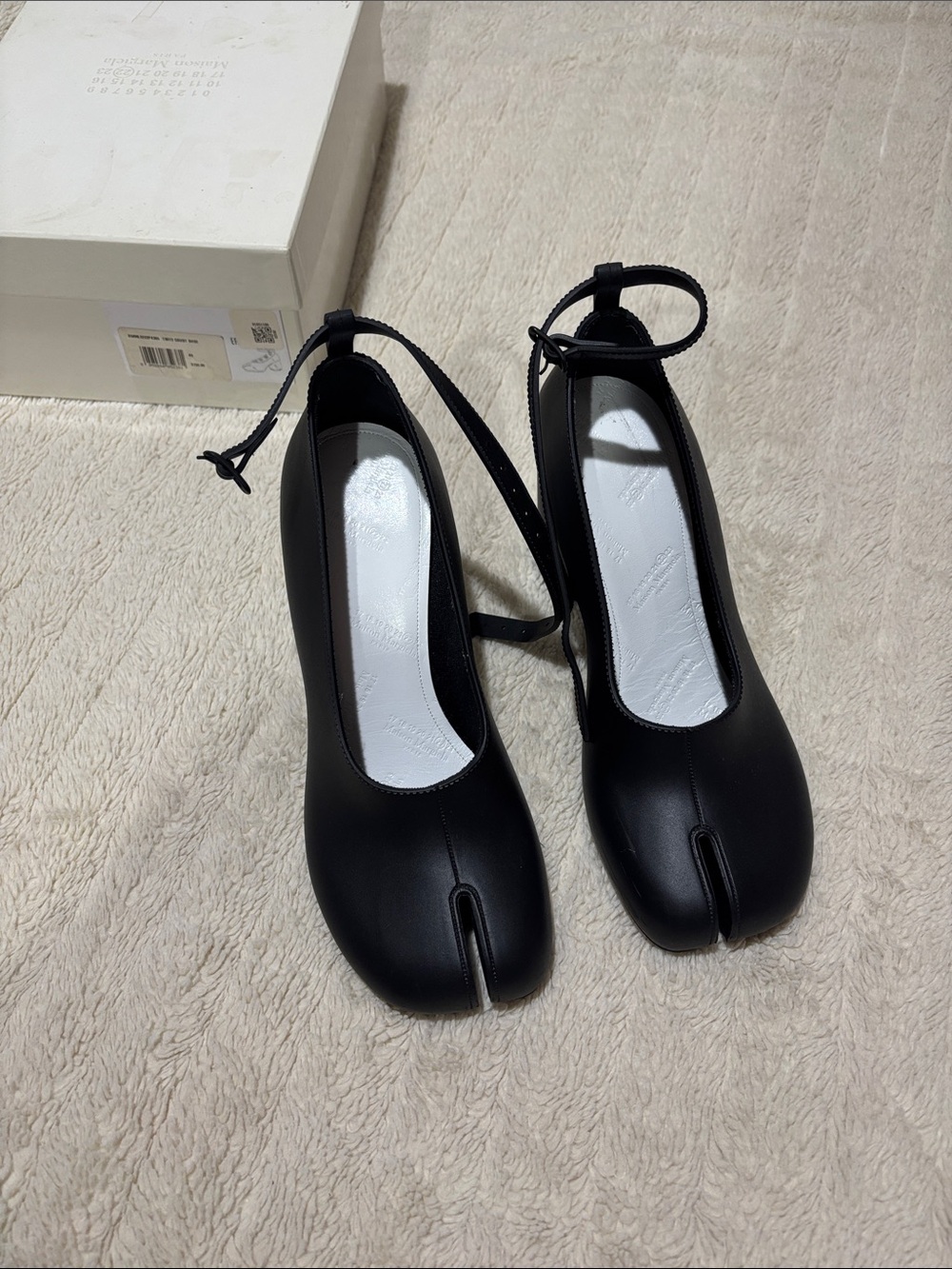 Maison Margiela Paris Tabi Pumps - Picture 7 of 7
